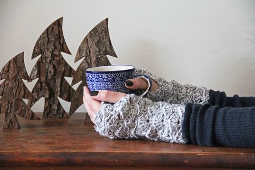 Chunky Fingerless Gloves Crochet Pattern