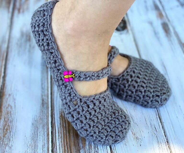 20 Cute Free Crochet Chunky Slippers Patterns