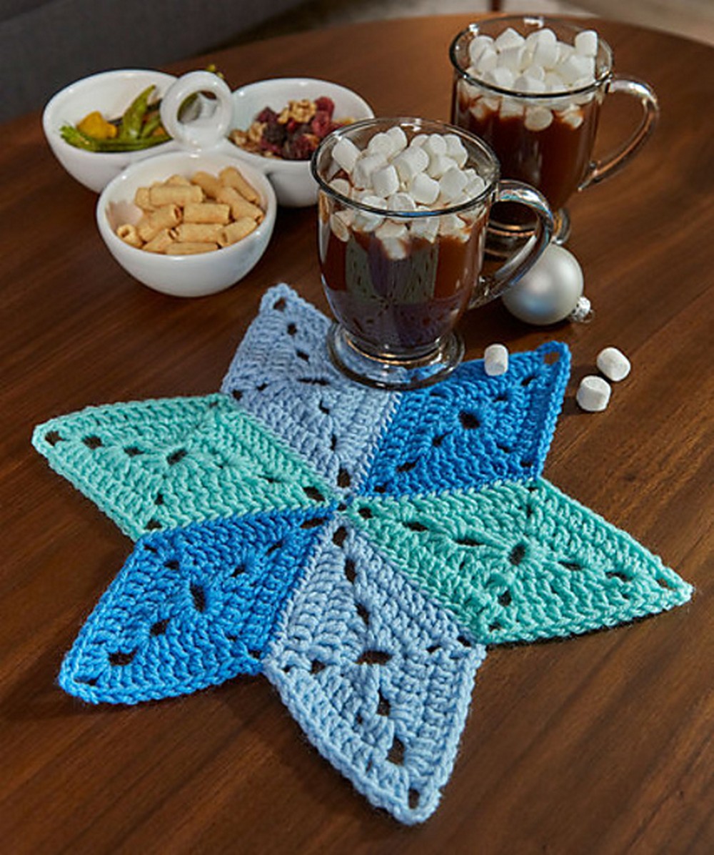 Free Crochet Star Table Mat Pattern