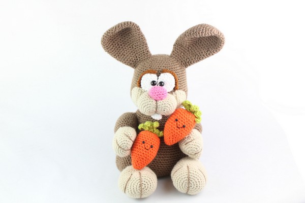 Free Crochet Bunny Rabbit Amigurumi Pattern