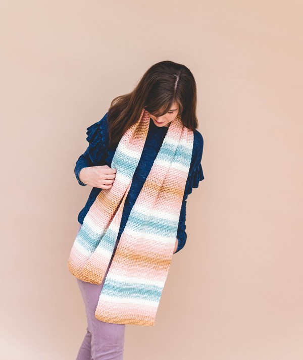 Free Crochet Fade Into You Scarf Pattern