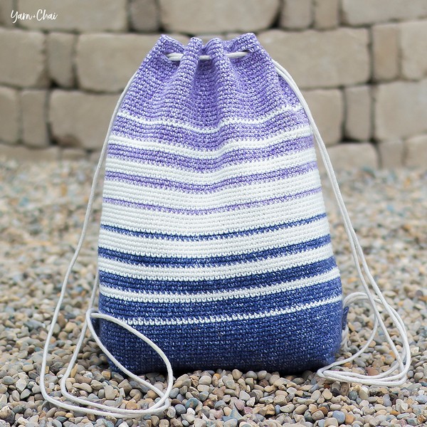 Free Crochet Fading Stripes Bag Pattern