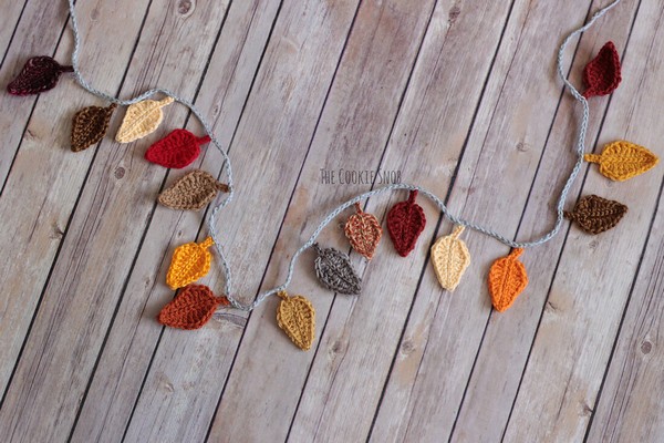 Free Crochet Fall Leaf Garland Pattern