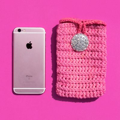 Free Crochet Paired HDC Phone Case Pattern