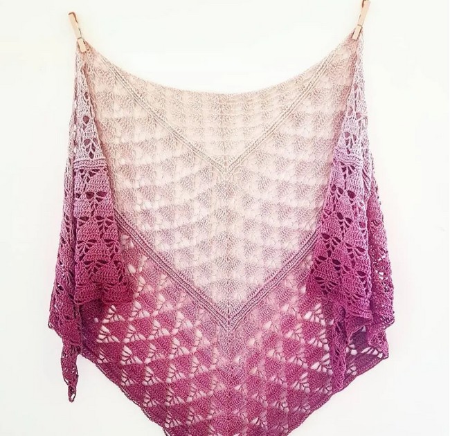 Sunday Strolls Free Crochet Triangle Shawl Pattern