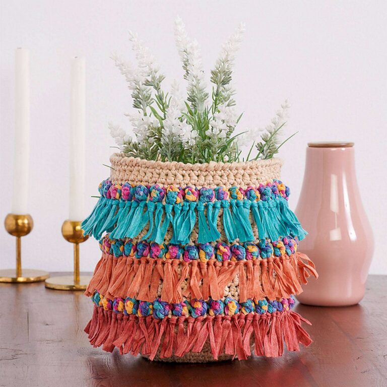 20 Stylish And Charming Free Crochet Fringe Patterns