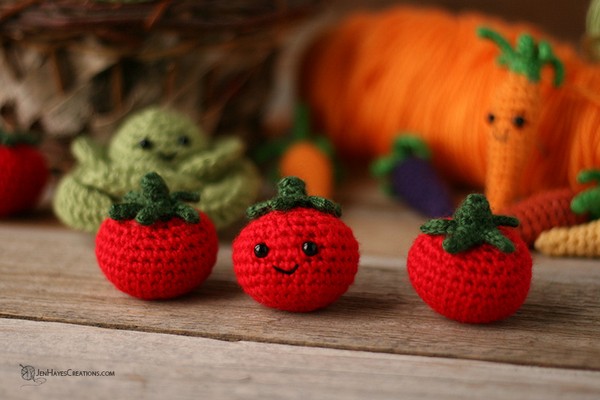 Cottage Garden Crochet Tomato