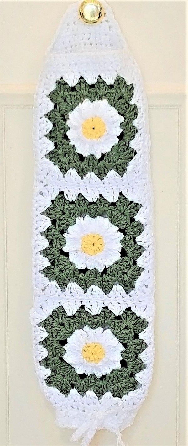 Crochet Daisy Plastic Bag Holder Pattern