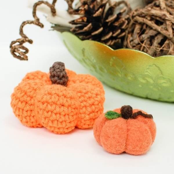 20 Crochet Pumpkin Patterns For Decor, Playing And Cozy Items!