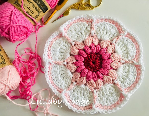 Crochet Starburst Daisy Dishcloth Pattern
