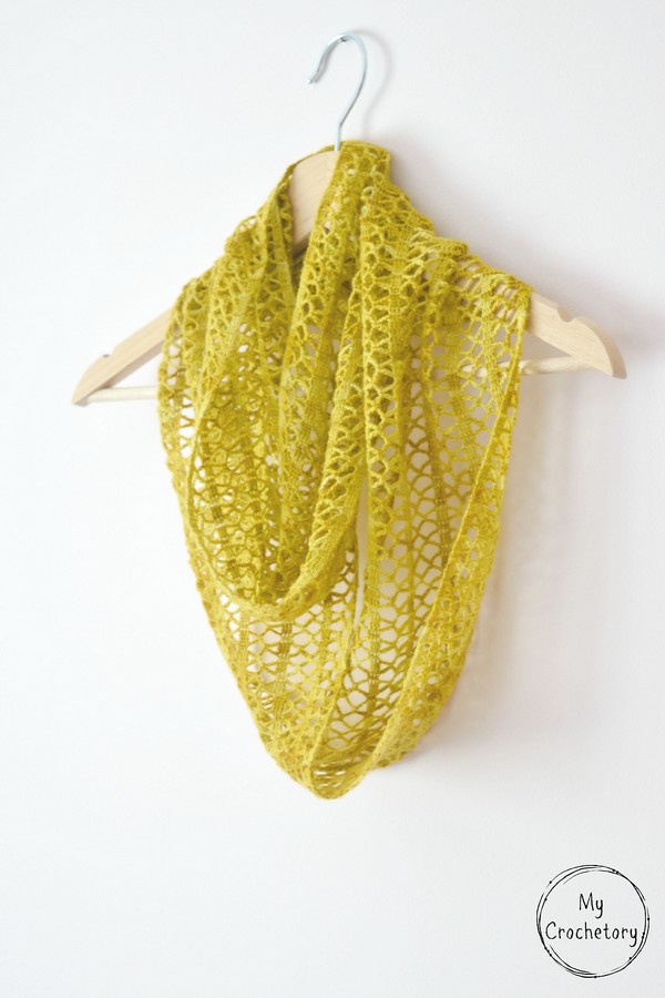 Crochet Sunny Lace Cowl Pattern