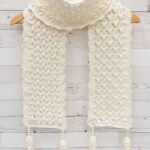 Free Luxurious Crochet Winter Scarf Pattern