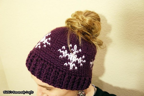 Snowflakes Messy Bun Hat Crochet Pattern