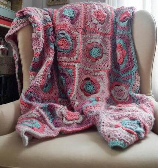 Tinted Mayapple Flower Blanket Crochet Pattern