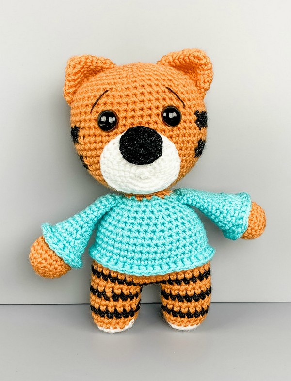 The Friendly Tiger In A Sweater Crochet Pattern