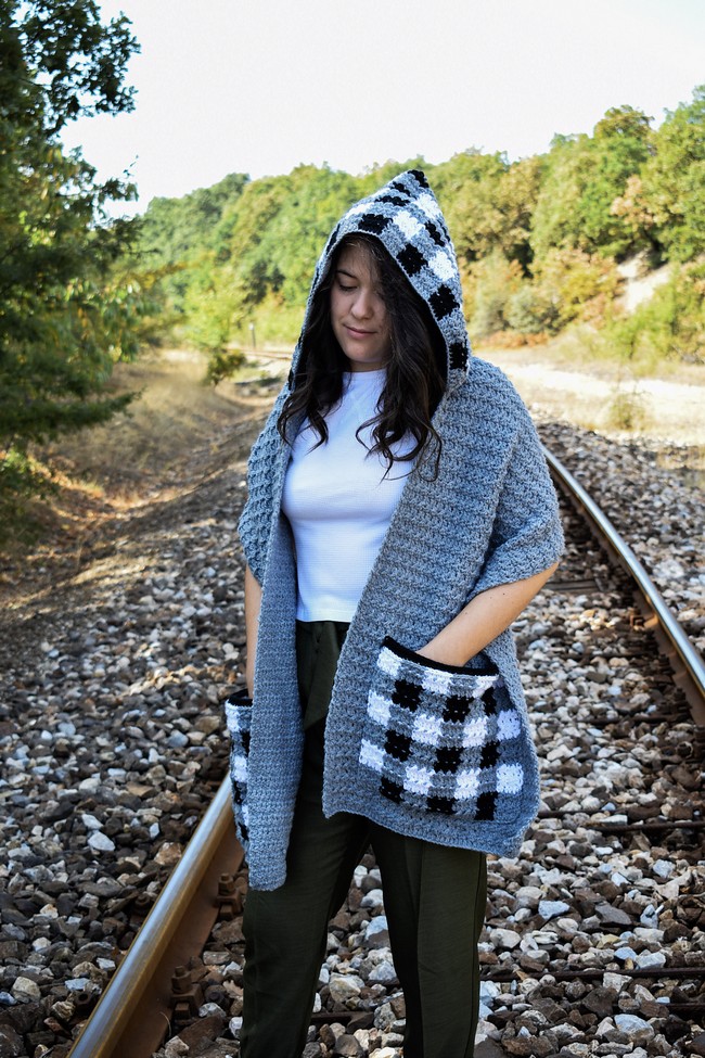 Checkmate Pocket Scarf With Hood