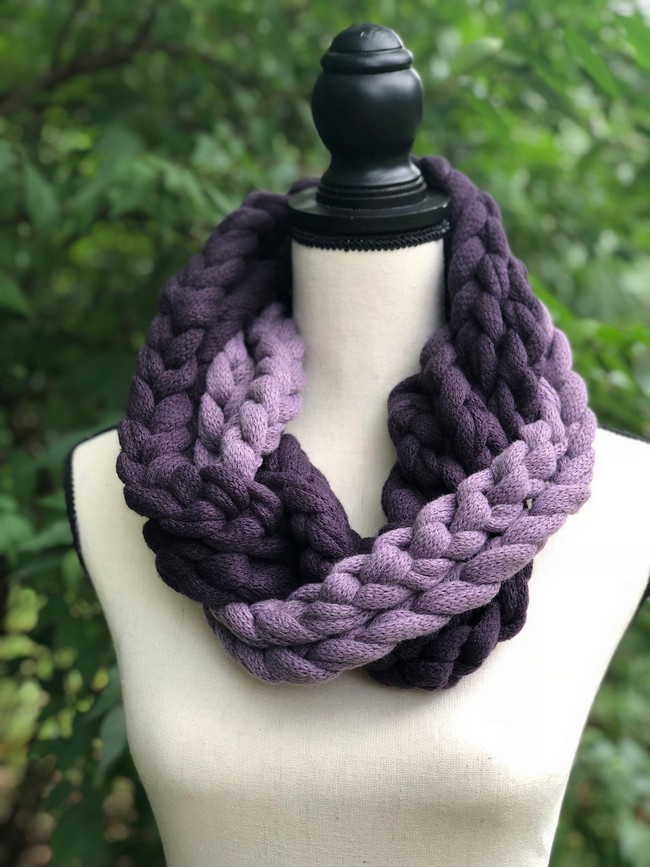 Chain Letter Cowl