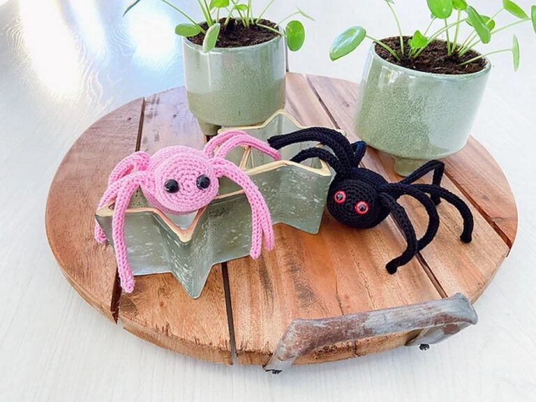 15 Free Crochet Spider Patterns For Your Halloween