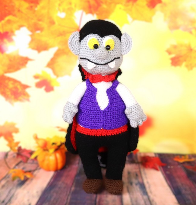 Vampire Halloween Amigurumi Doll