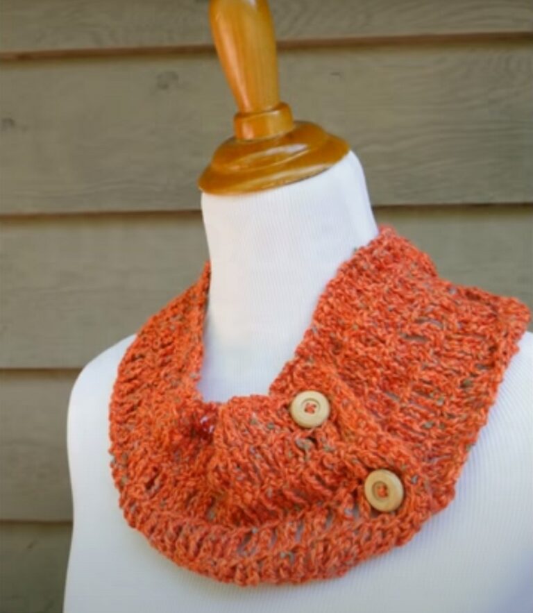 25 Free Crochet Buttoned Cowl Patterns