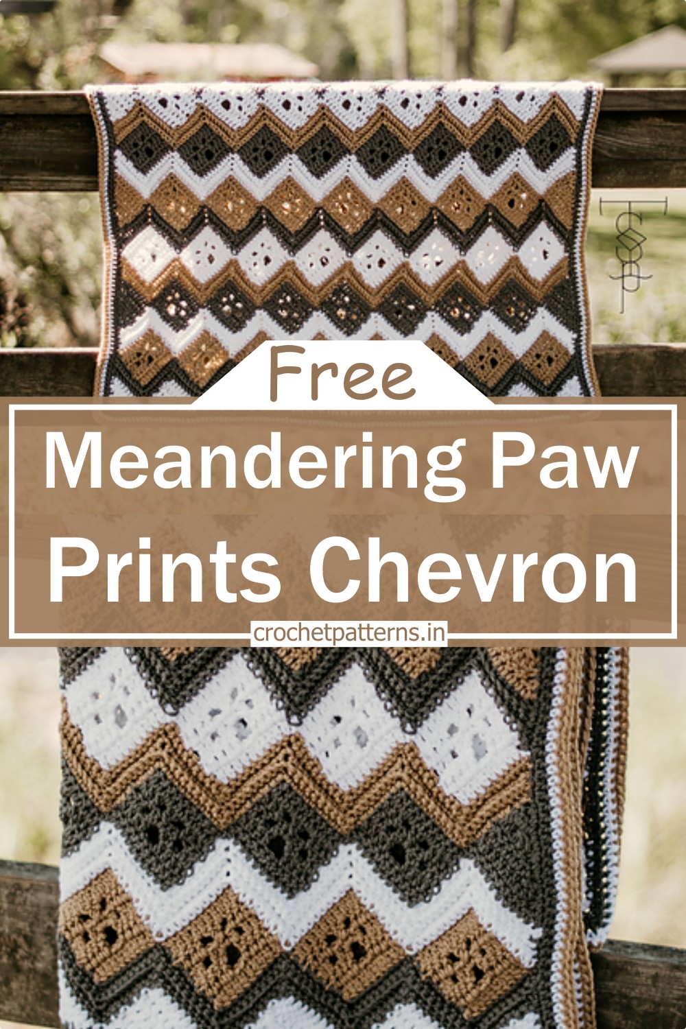 Meandering Paw Prints Chevron