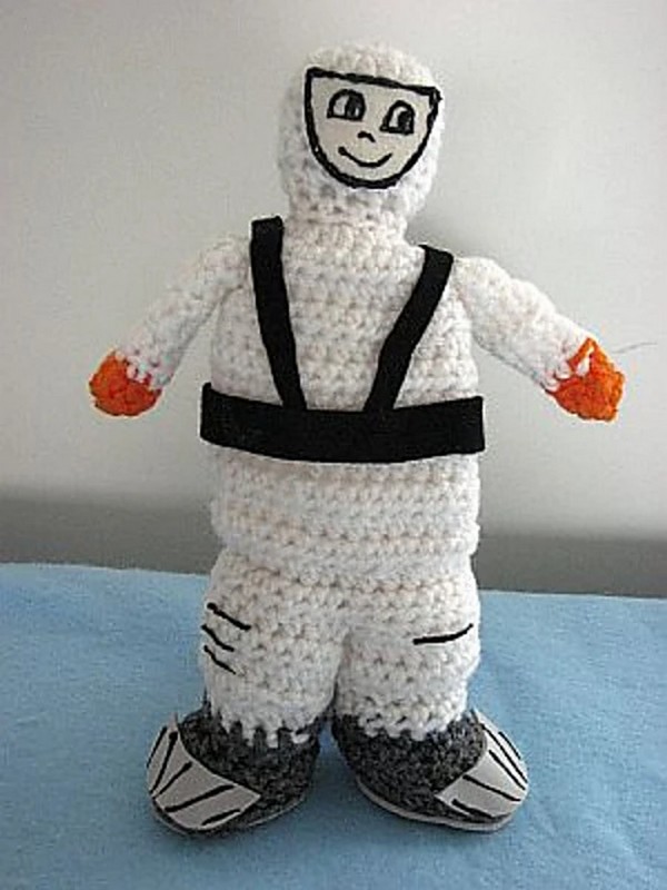 Crochet Astronaut Toy Pattern 
