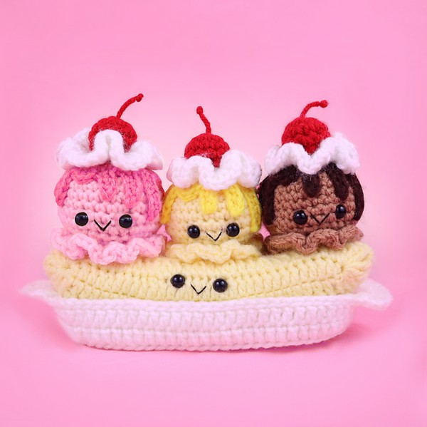 Crochet Banana Split Ice Cream Amigurumi Pattern 