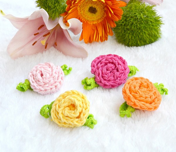 Little Crochet Deco Roses Pattern