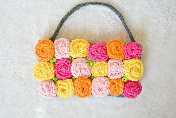 Roses Crochet Purse Pattern