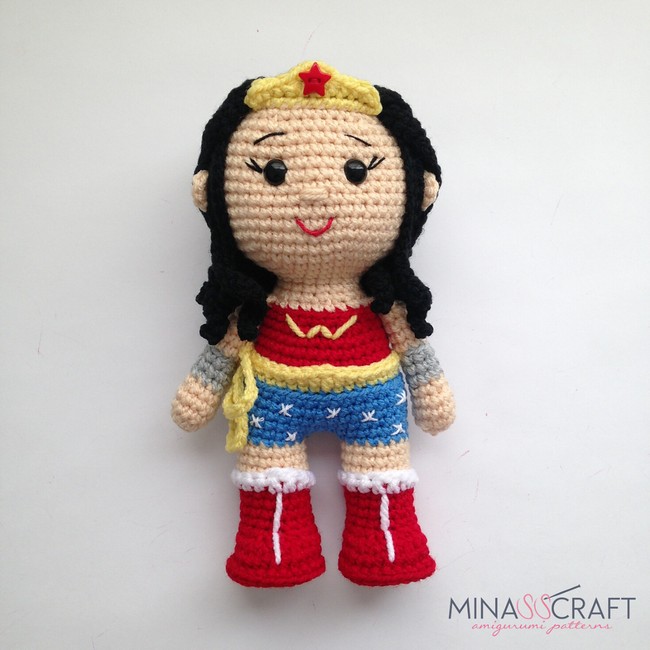 Wonder Woman Amigurumi