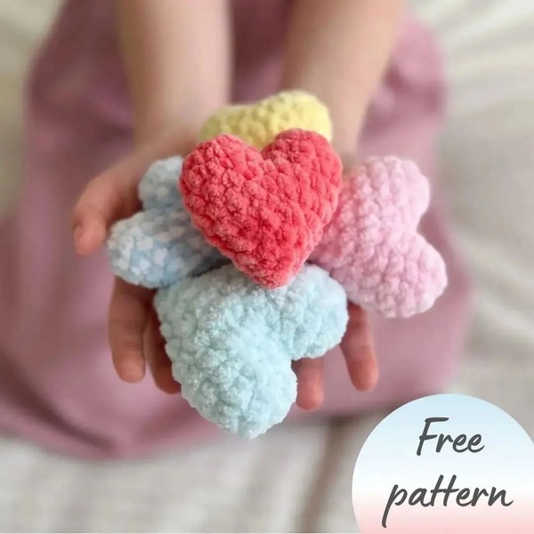 Super Cute Crochet Heart Free Pattern