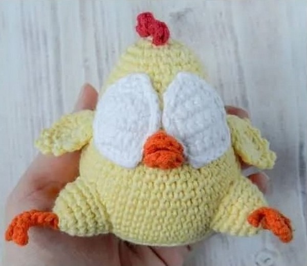 Free Crochet Chicken Chick Pattern 1