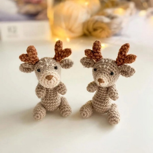 Free Crochet Mini Christmas Reindeer Pattern