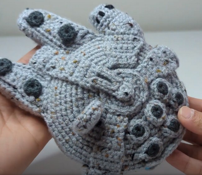 How To Crochet Millennium Falcon Amigurumi