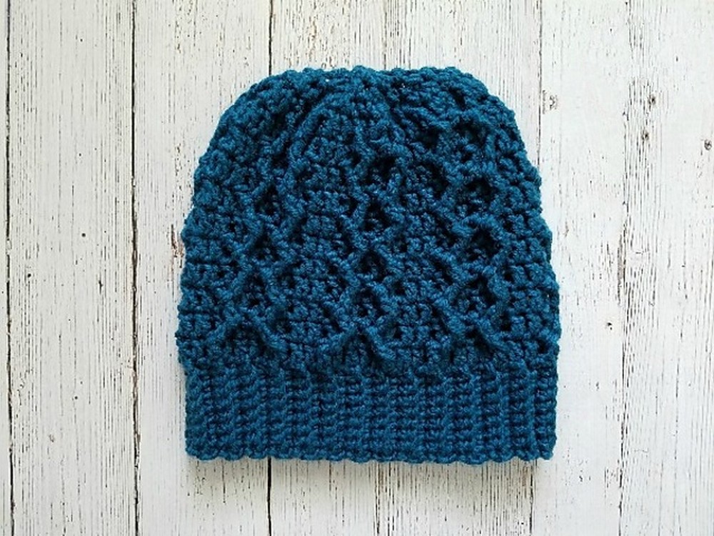 Crochet Honeycomb Cabled Beanie Pattern