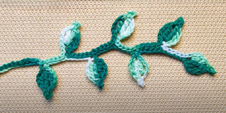 Simple Crochet Ivy Lace To Bring Nature Indoor
