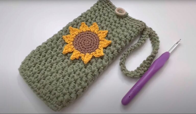 Crochet Suzzett Stitch Phone Case With Sunflower