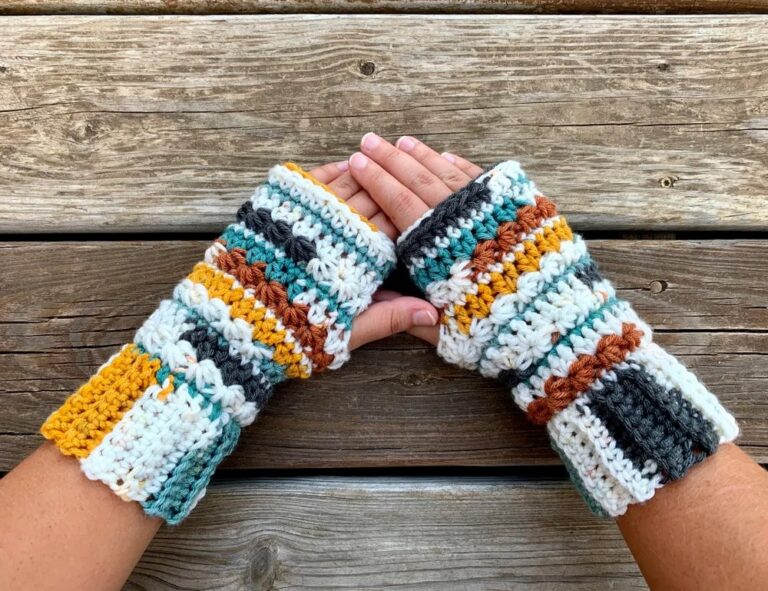 Free Canyon Fingerless Gloves Pattern For Winter
