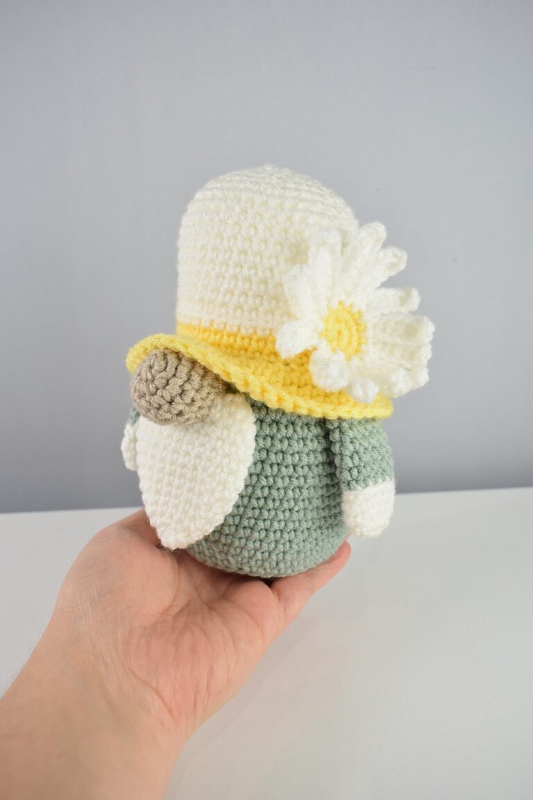 How To Crochet Daisy Flower Gnome For Kids