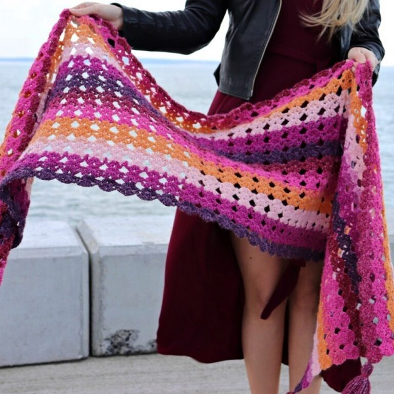 Crochet Rectangular Shawl Patterns For The Fashion-Conscious