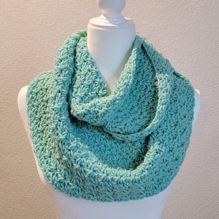 Easy And Mystical Wish Crochet Cowl Pattern
