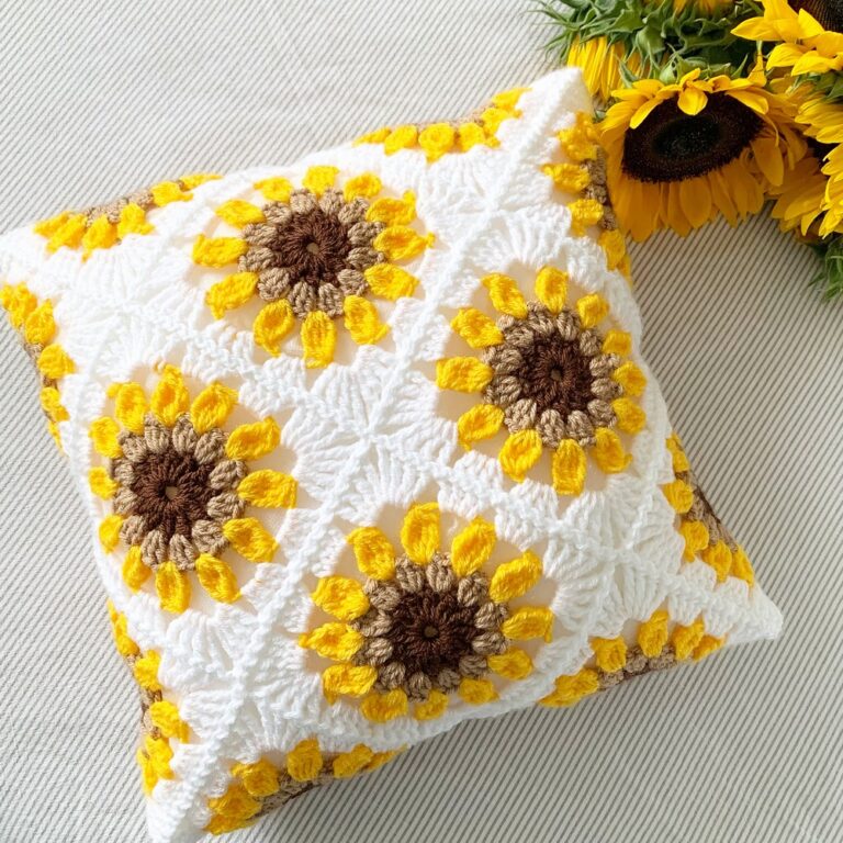 Cute Crochet Solig Sunflower Pillow Pillow Pattern Free
