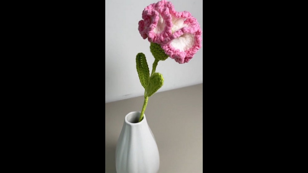 Crochet Carnation Flower step 6