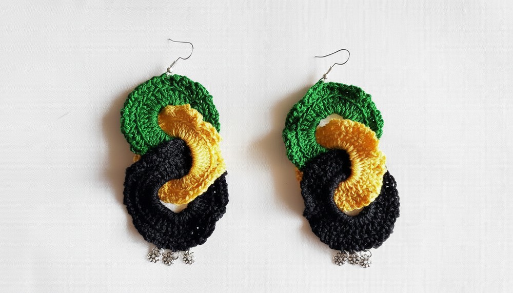 Crochet Earrings In Jamaican Colors Tutorial 1