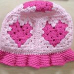 Crochet Granny Square Heart Bucket Hat Tutorial 1