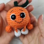 Crochet Orange Keychain Tutorial 1