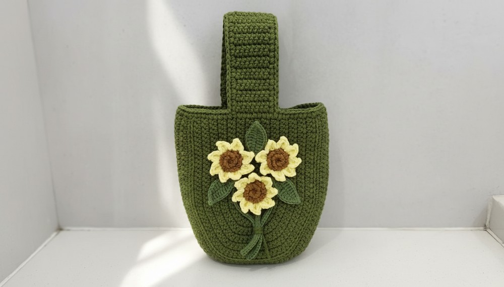 Crochet Sunflower Handbag Pattern 2
