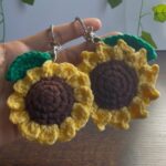 Crochet Sunflower Keychain Pattern 1