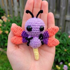 Amigurumi Rainbow Dragonfly (Tutorial) 9