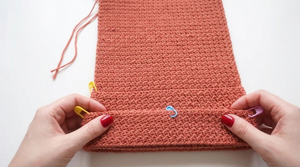 Beautiful Knitted Wallet 6